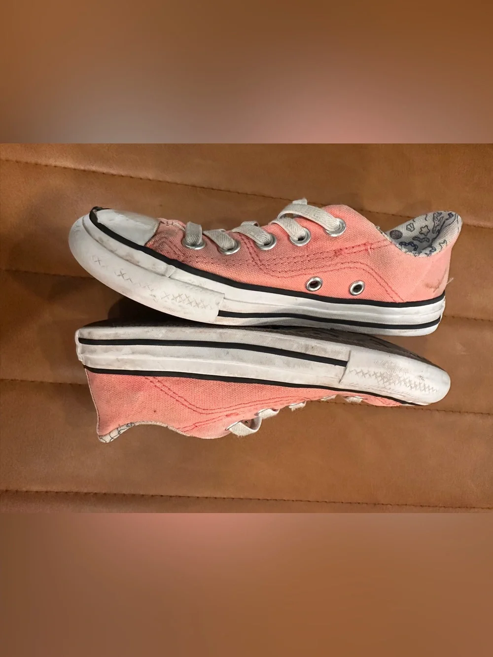 Pink Slip-on Converse